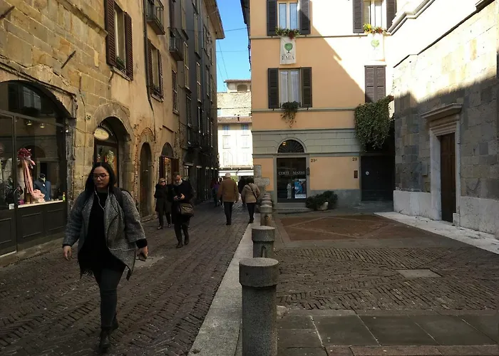 Mammamia Lägenhet Bergamo